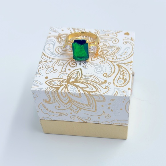 Charter Club Emerald Cut Crystal Ring Plate, Gold - Picture 7 of 11